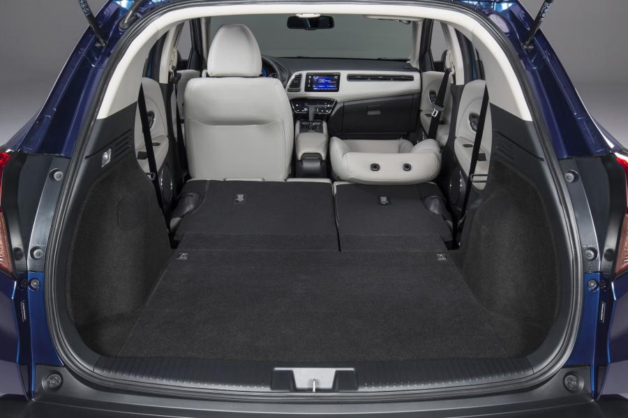 Багажник Honda HR-V 2015 года  (US) (фото 13 из 104)